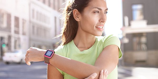 Meisje met TomTom running watch